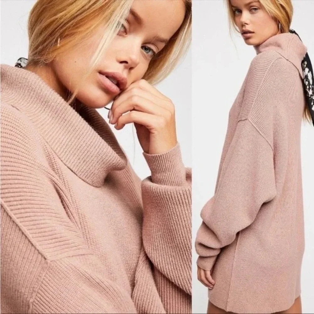 Free People Softly Structured Ribbed Tunic Sweater in Dusty Mauve, Size M